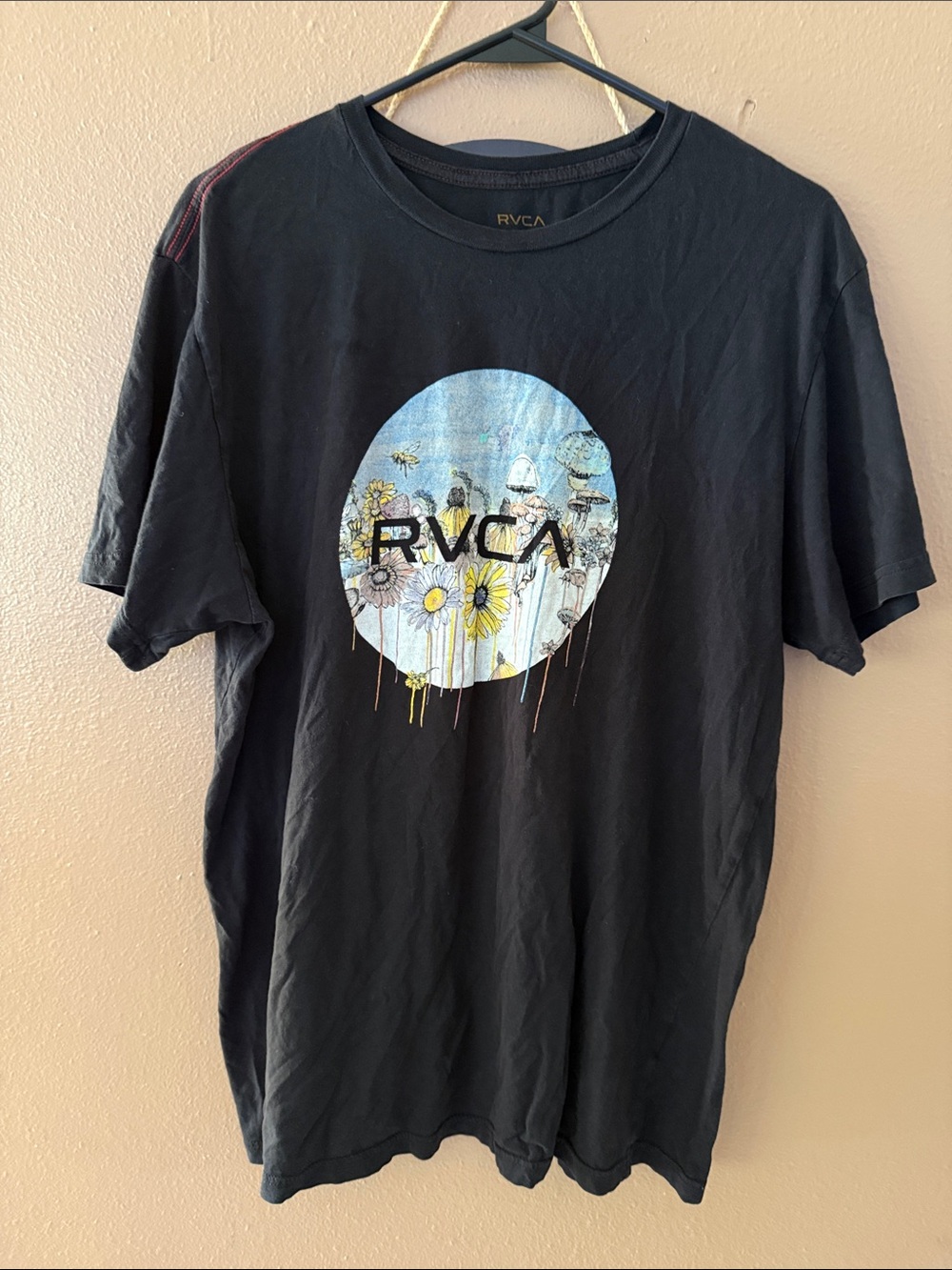 Men’s RVCA Black Tee